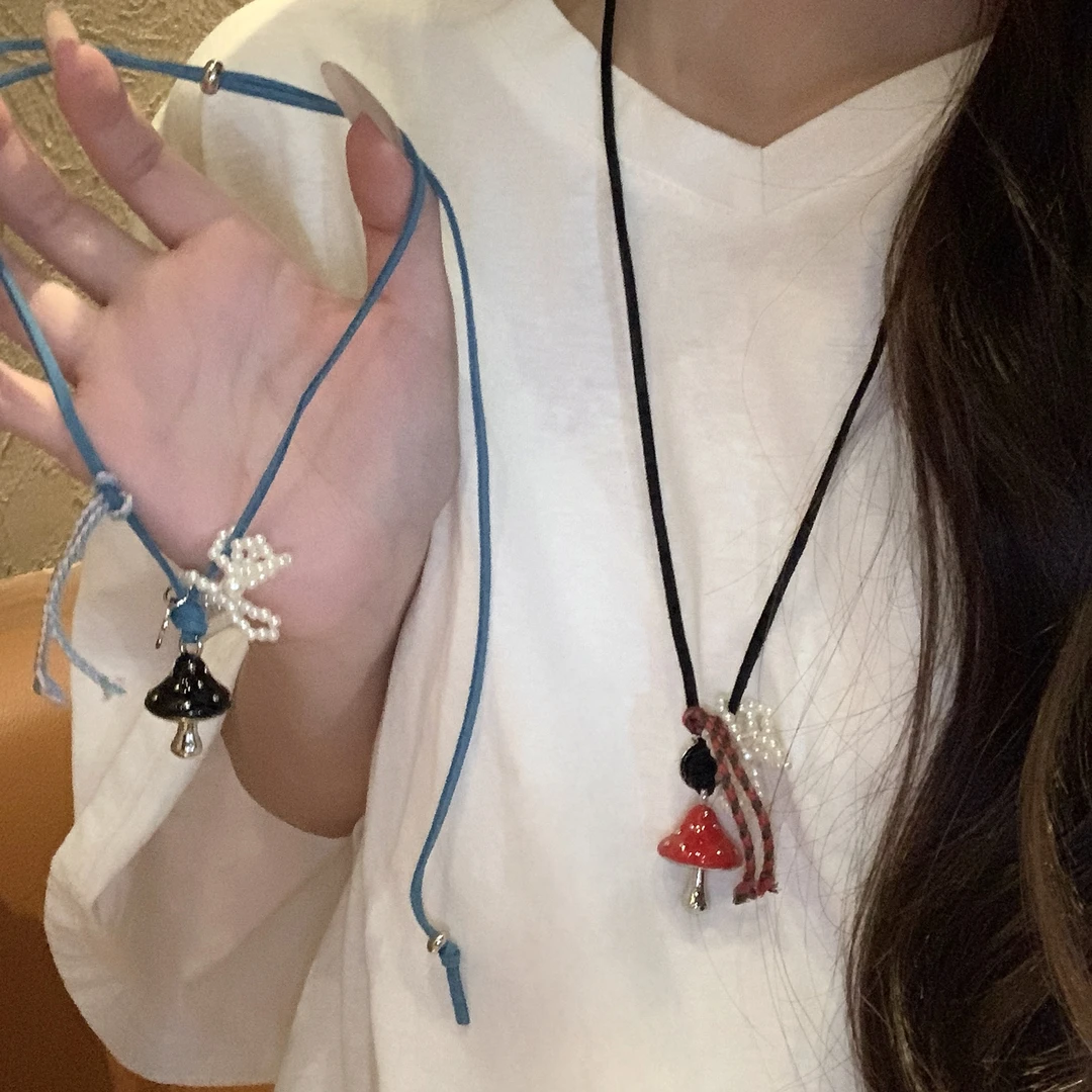 非金属皮质项链 蘑菇叠戴项链毛衣链爆款设计高级感锁骨链