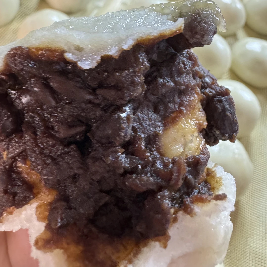 糯叽叽手工粘豆包。老味儿豆馅儿。