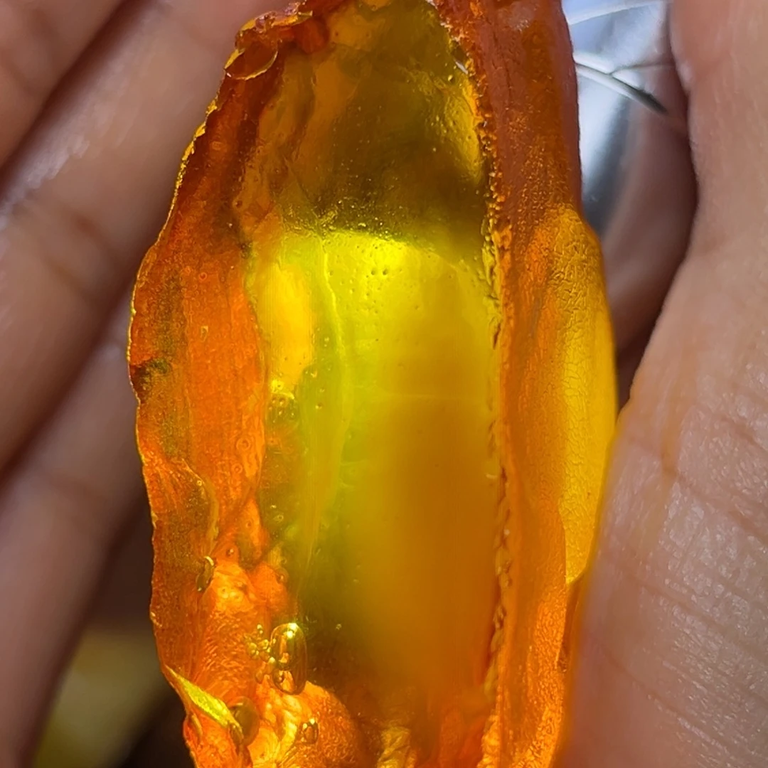 定制琥珀未镶嵌蜜蜡定制随型有活水胆