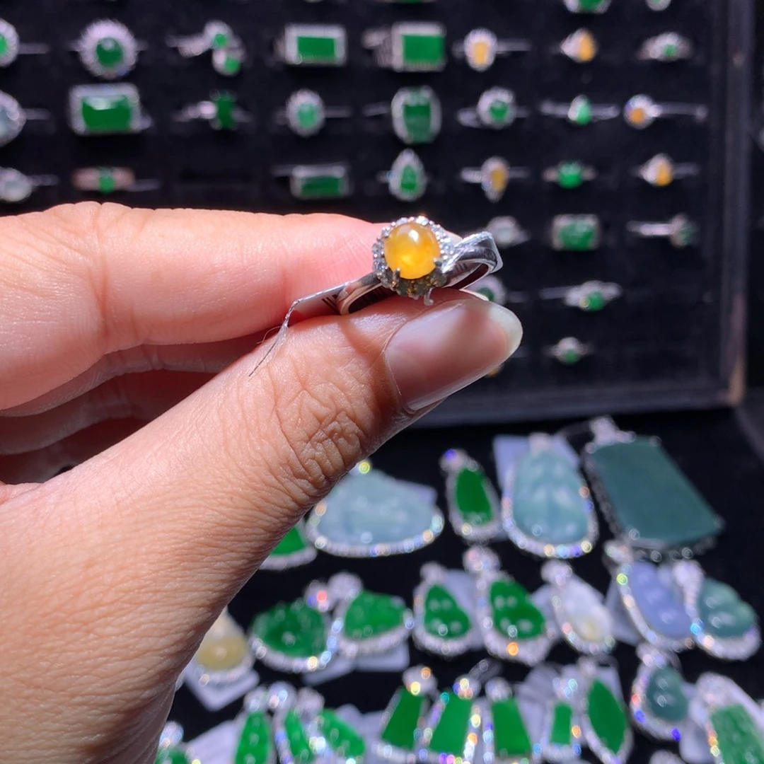 翡翠银S925镶嵌颈饰翡翠