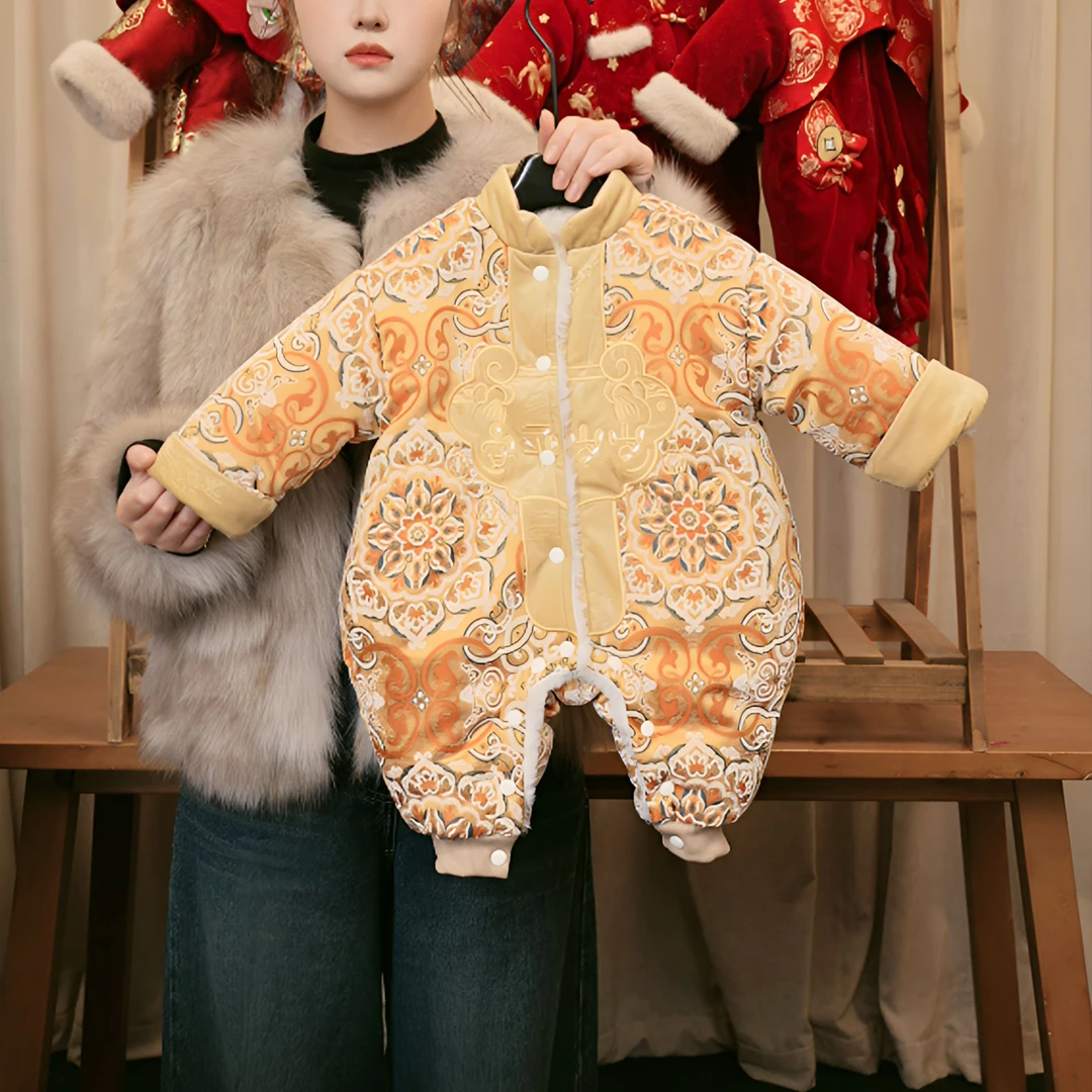 婴幼冬季爬服棉衣喜庆年服冬装连体衣红色宝宝连体哈衣25T060