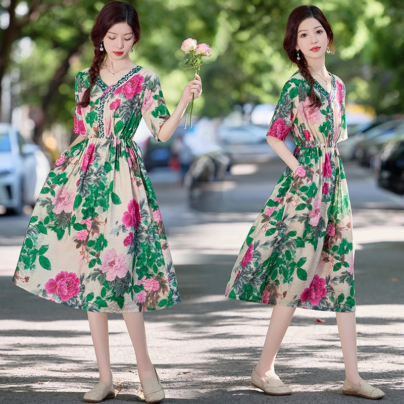 01时尚气质2025夏款复古印花棉麻女士减龄V领收腰显瘦休闲连衣裙
