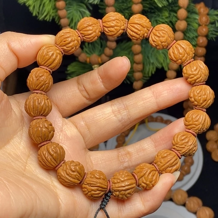 秦岭龙纹桃核手持