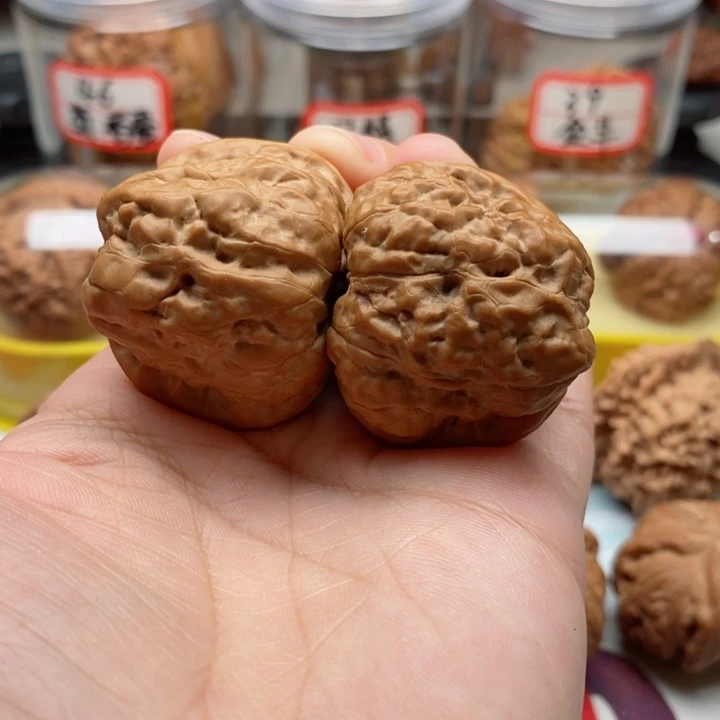 文玩核桃吊坠38肉蛙