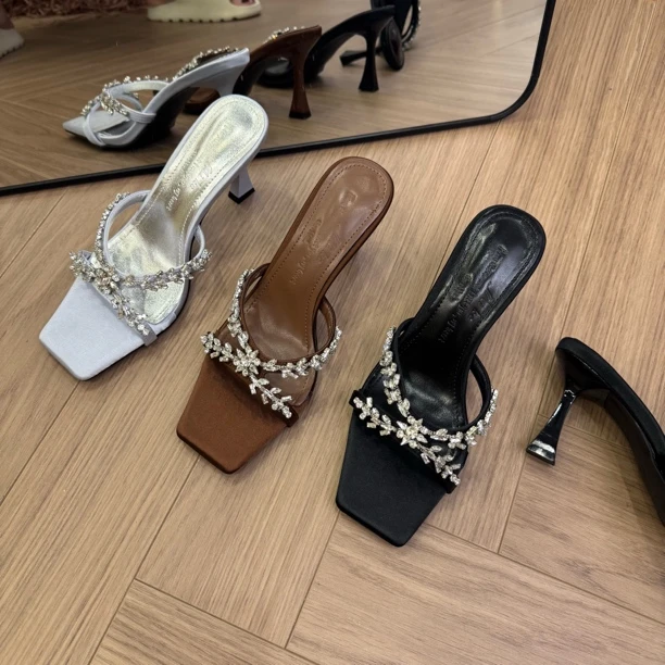 高跟千金风橡胶方头水钻时装凉鞋露趾一字带夏季时尚细跟网红