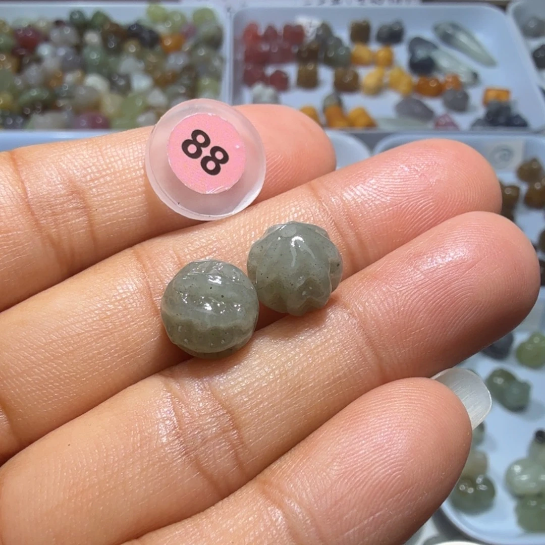 和田玉未镶嵌珠宝奇石