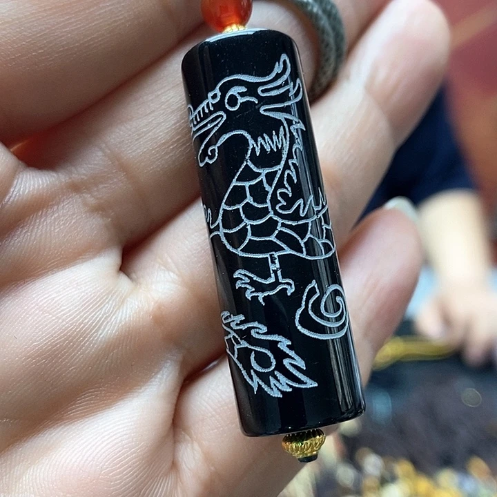 玛瑙/玉髓颈饰合金