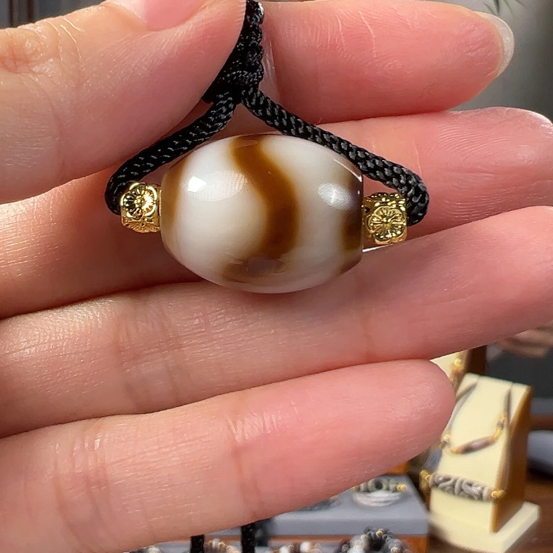 未镶嵌颈饰玛瑙/玉髓