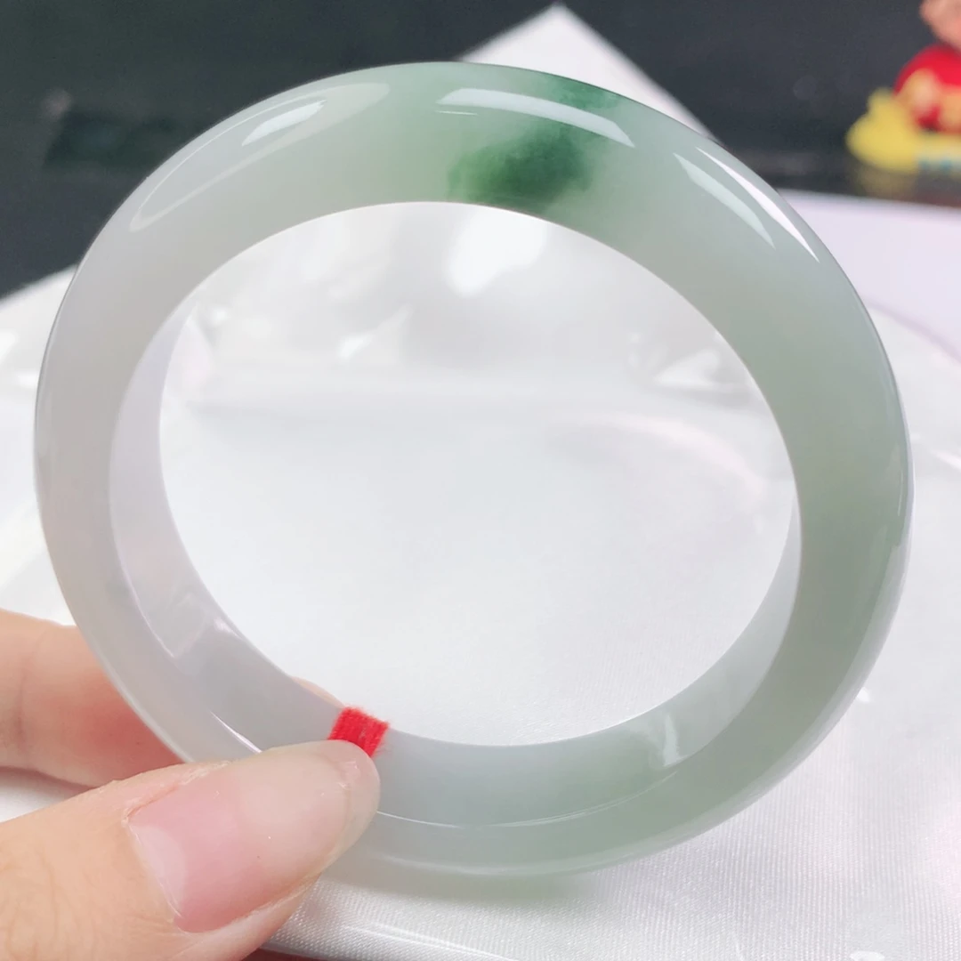 翡翠未镶嵌手镯翡翠53.6冰胶润飘绿花正圈