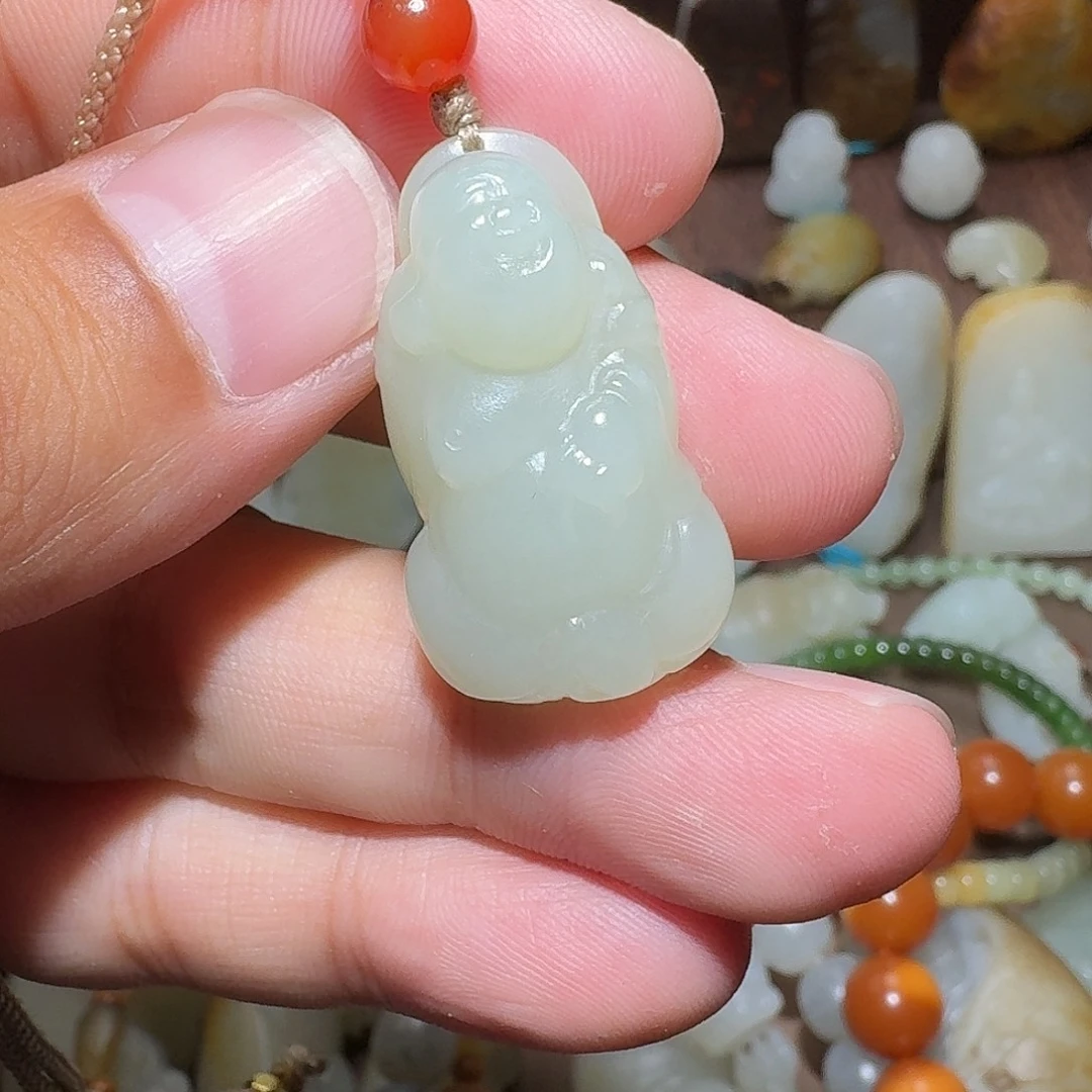 颈饰未镶嵌和田玉