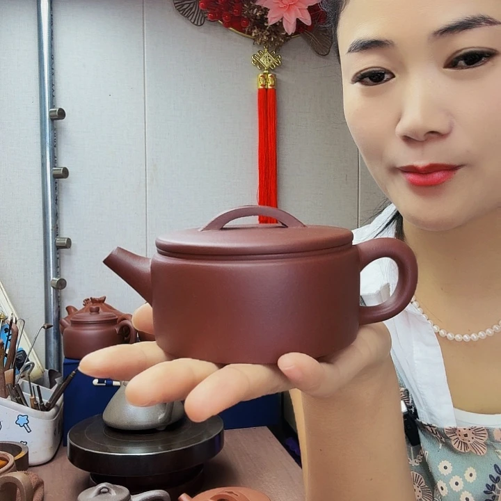 茶壶紫砂汉瓦半手，180毫升微瑕处理