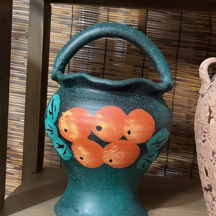 红陶浮雕花盆炸炸炸