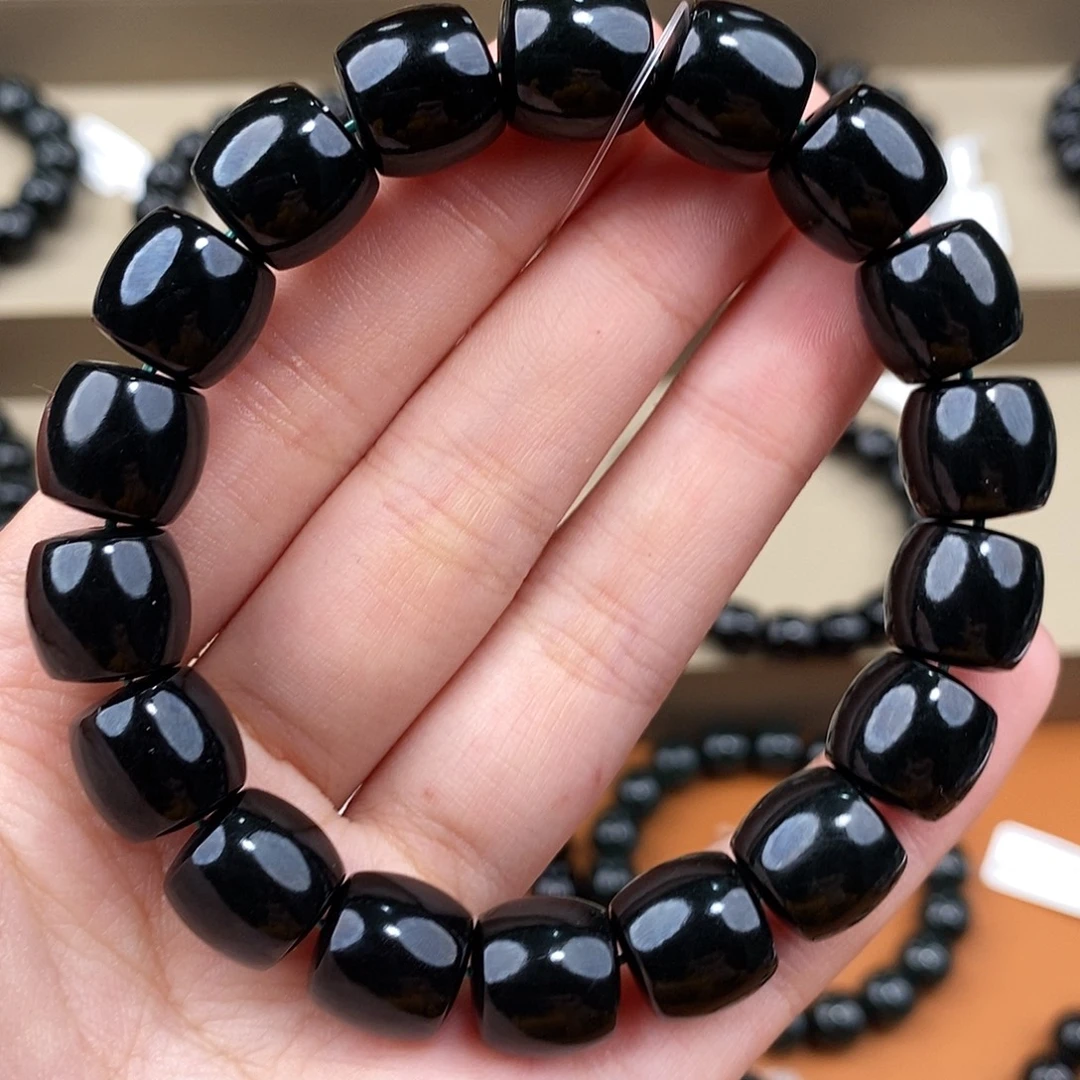 白***旭和田玉未镶嵌手链