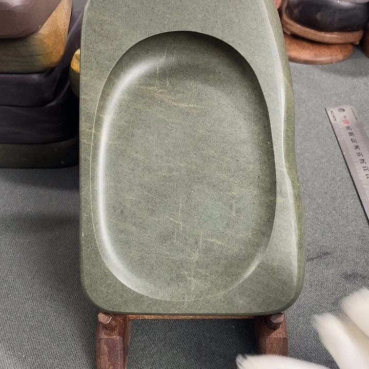 广东肇庆原石端砚
