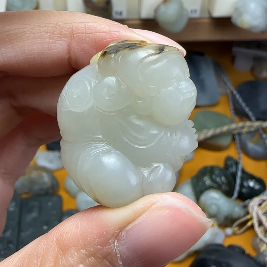 和田玉未镶嵌颈饰和田玉童子
