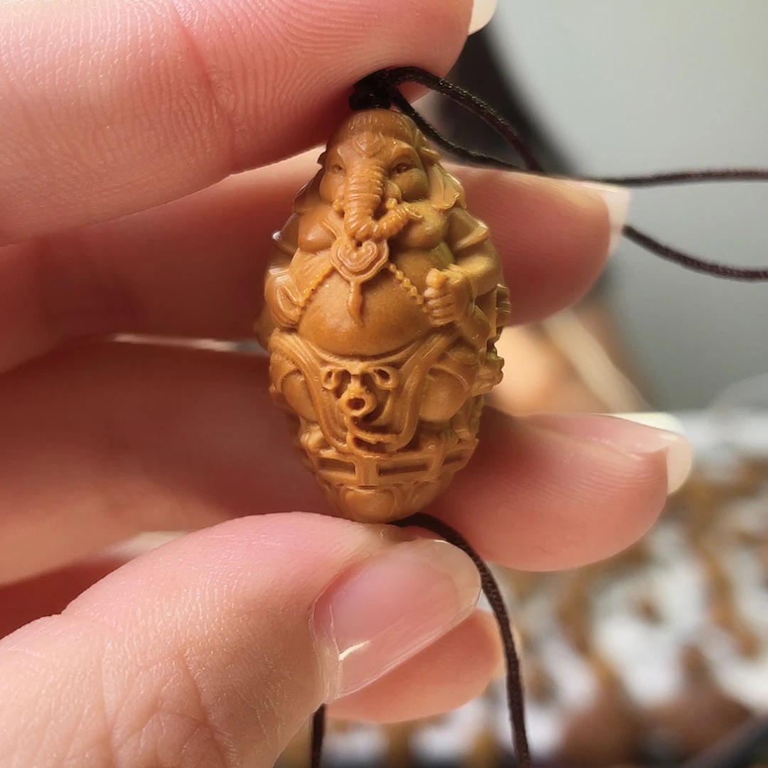 橄榄核吊坠橄榄核