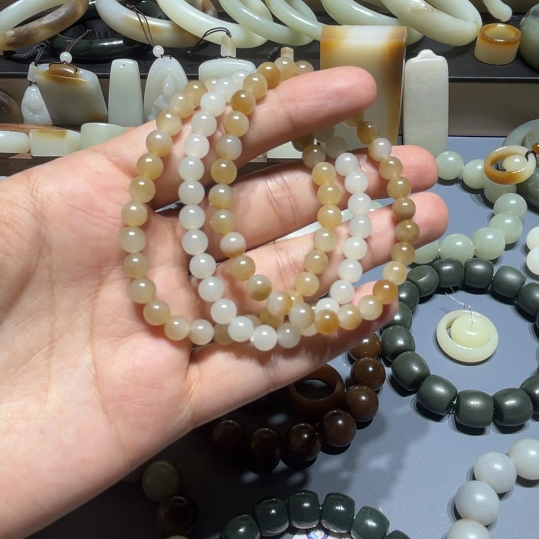 和田玉未镶嵌手串