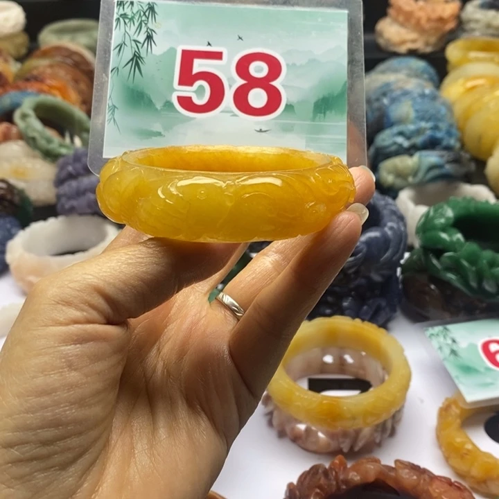 石英质玉手镯未镶嵌