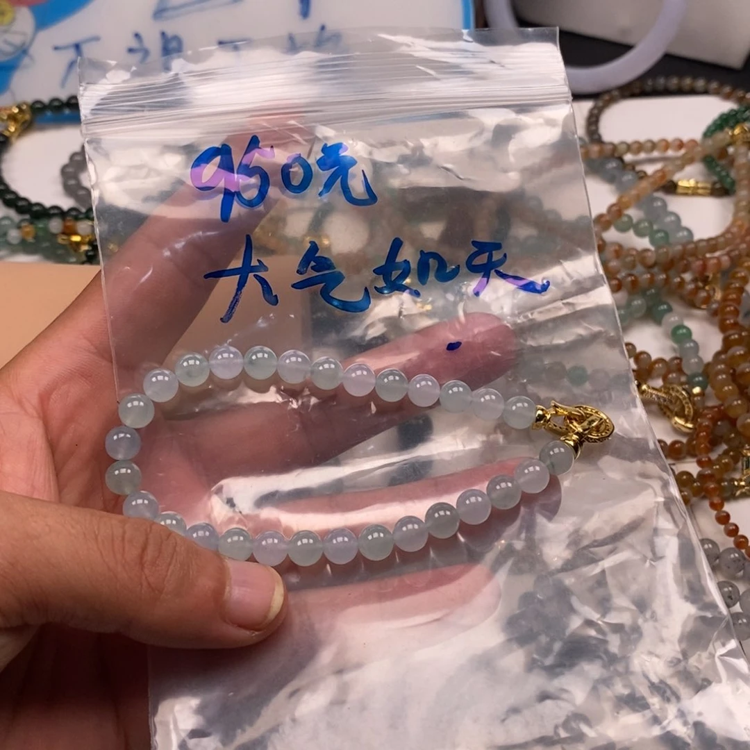 未镶嵌定制翡翠大**天