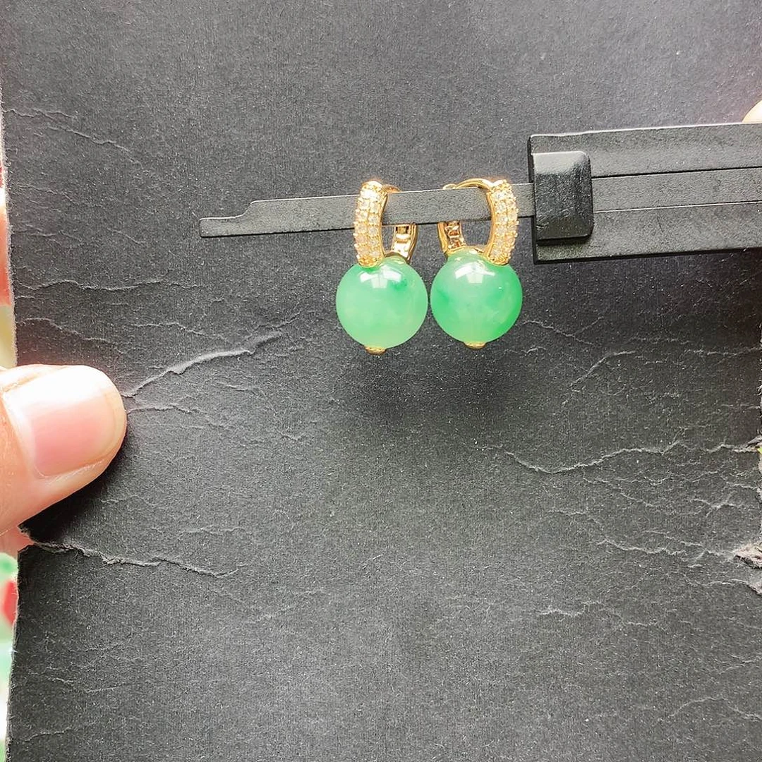 石英质玉未镶嵌耳坠