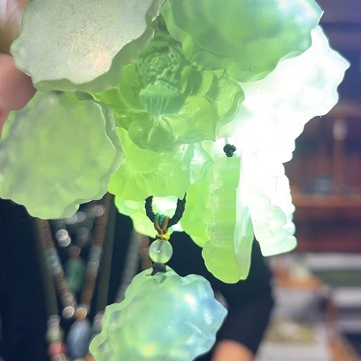 颈饰未镶嵌和田玉（糖玉）