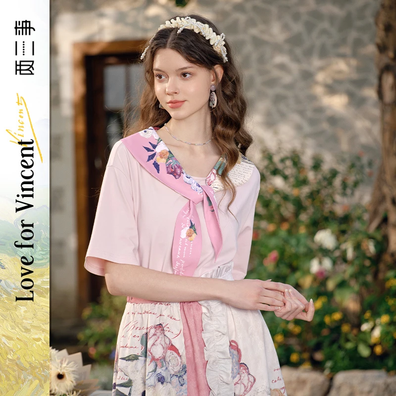 两三事森女系女装财阀千金 清新印花海军领身一体t恤女 花调游弋