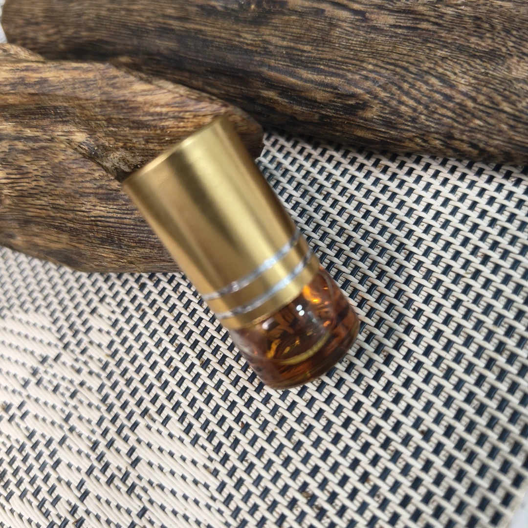 （中秋宠粉福利）奇楠树丁老壳子超临界萃取100％纯度精油1克装发一