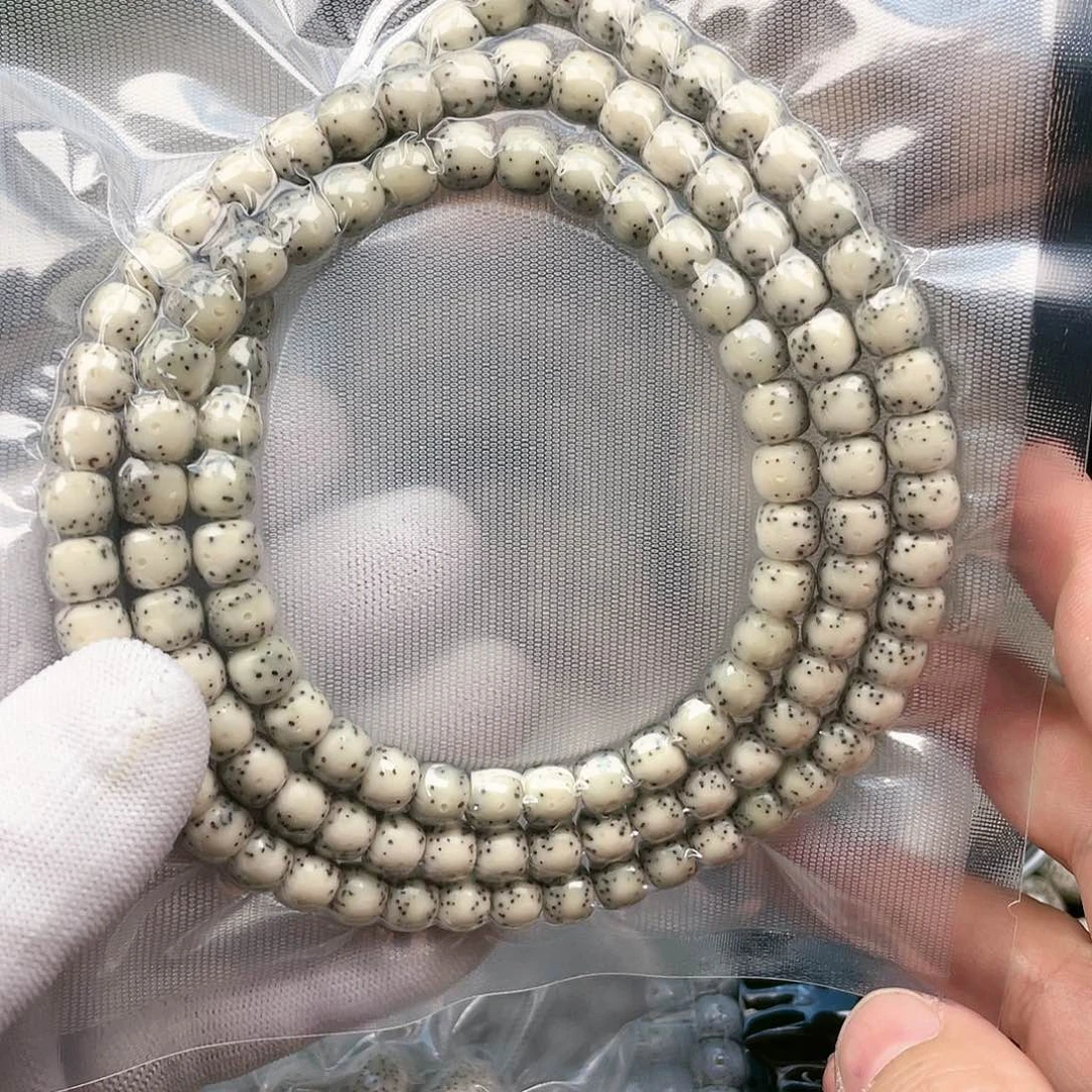 星月菩提手串L****E8/7石玉料同枝果大留白108长串