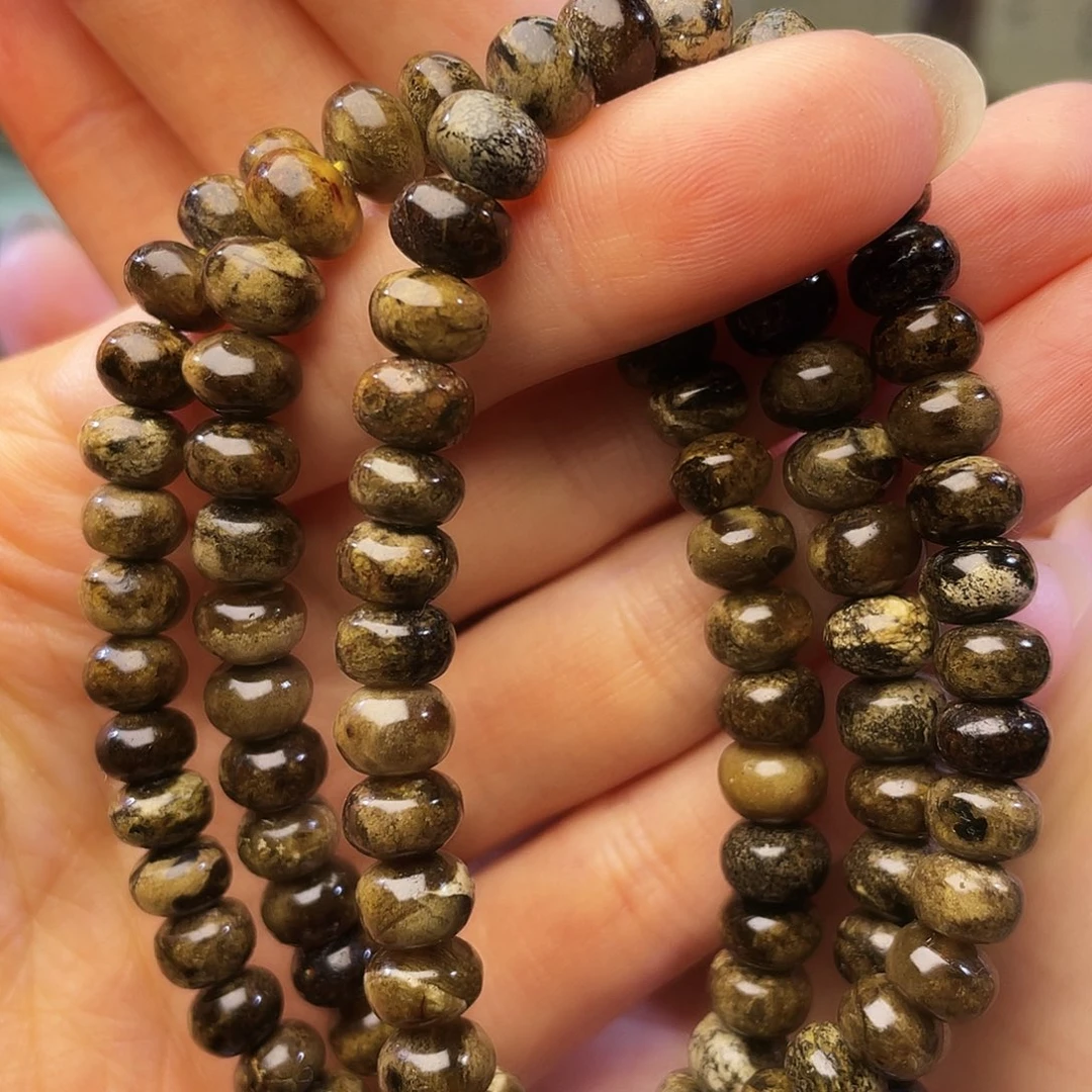 琥珀未镶嵌裸石7.