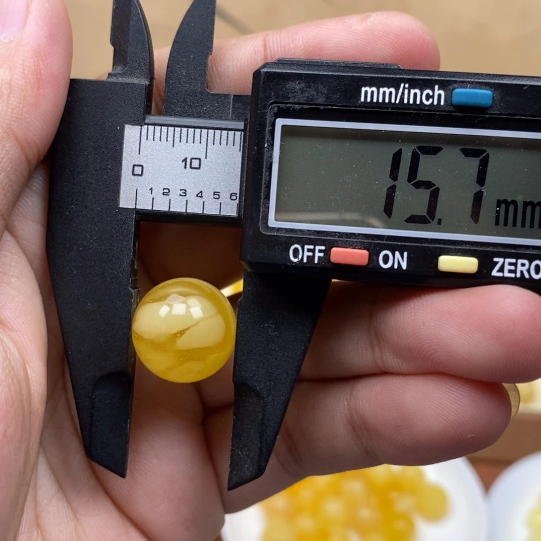 琥珀未镶嵌珠宝奇石15.7尺寸溶洞金沙珠子