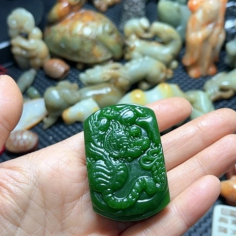 白玉菩提吊坠摆件