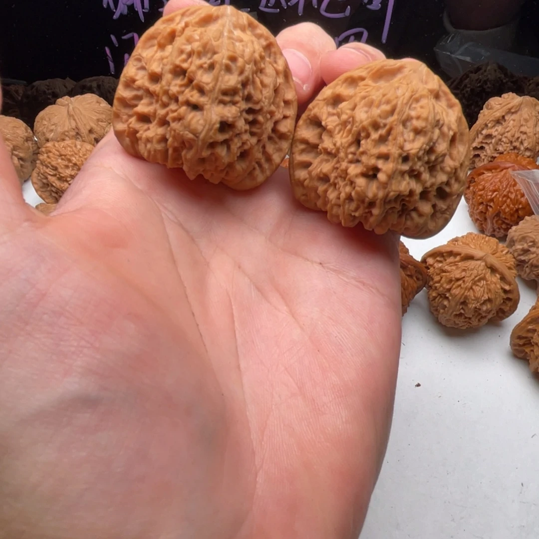 核桃把件42全品南疆石