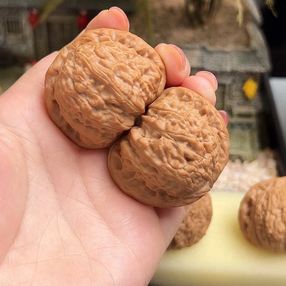 文玩核桃把件N****e白狮子41