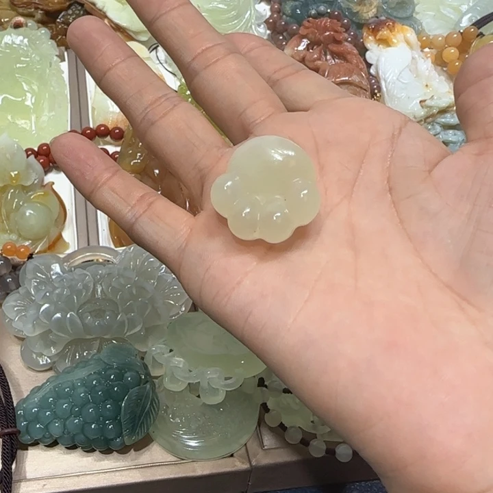 蛇纹石玉吊坠合金云*一