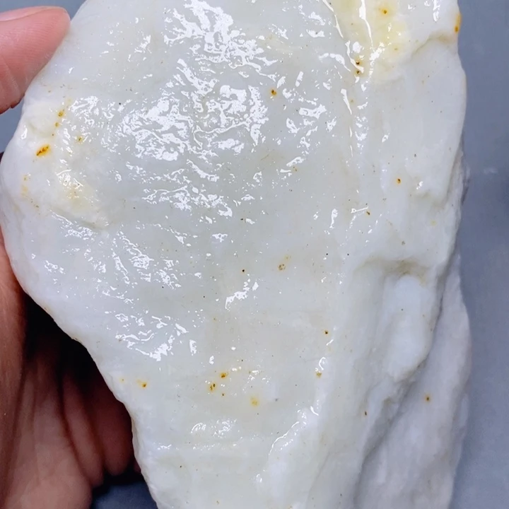 和田玉未镶嵌珠宝奇石