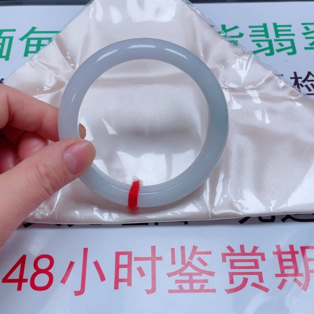 ＠***＠翡翠未镶嵌手镯圈口61.2