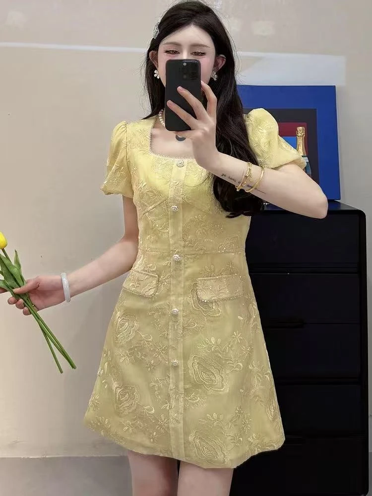 86312夏季法式方领泡泡袖小香风连衣裙女轻奢亮片单排扣收腰A字裙