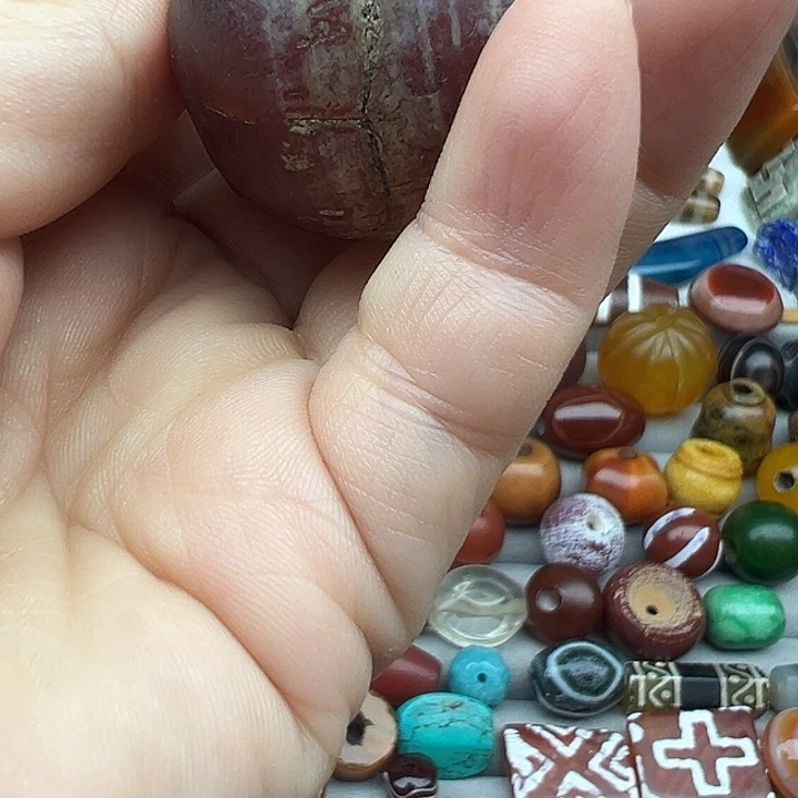 山***兴玛瑙/玉髓未镶嵌颈饰