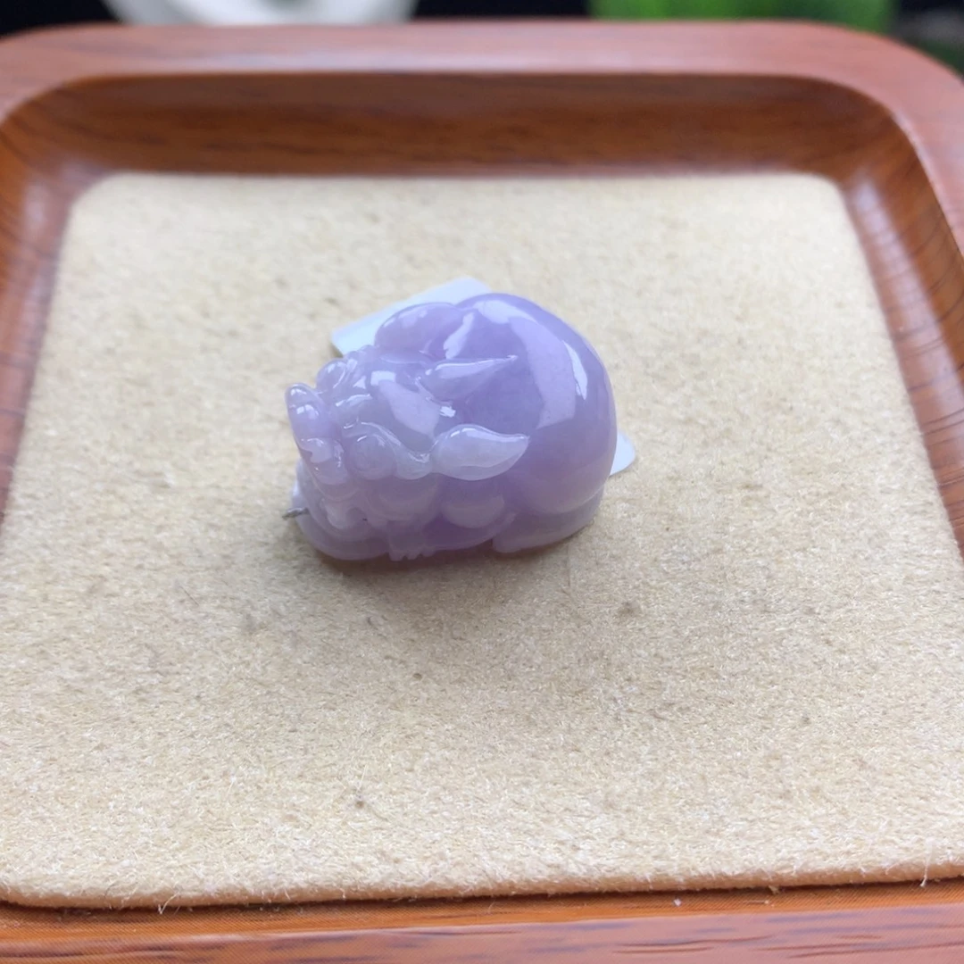 翡翠未镶嵌颈饰21