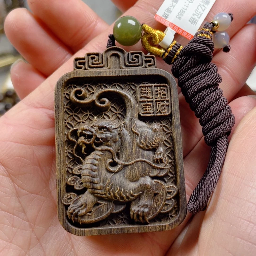 沉香木手串火**！越南富森红土小䝛貔