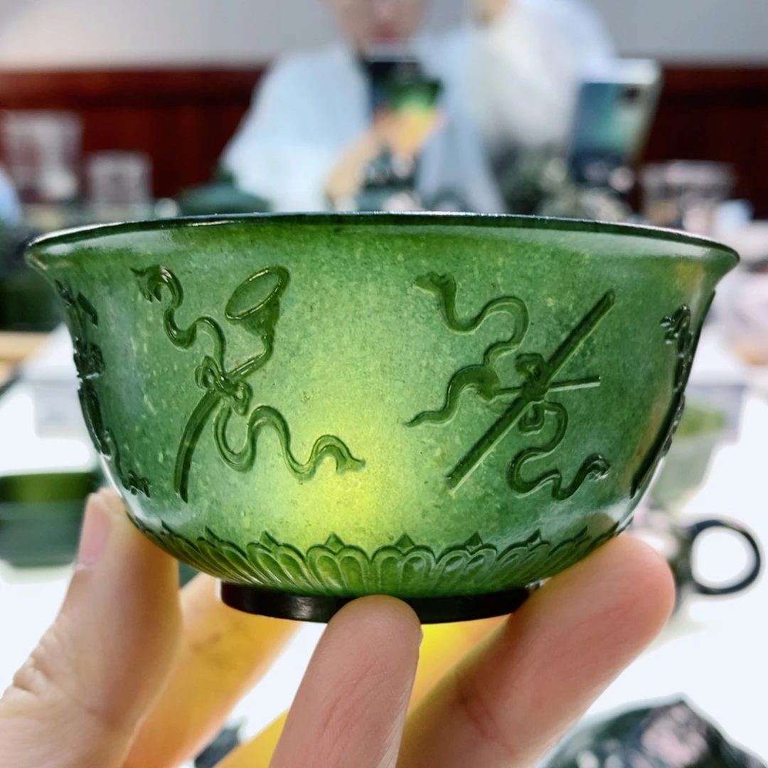 未镶嵌和田玉摆件玉碗