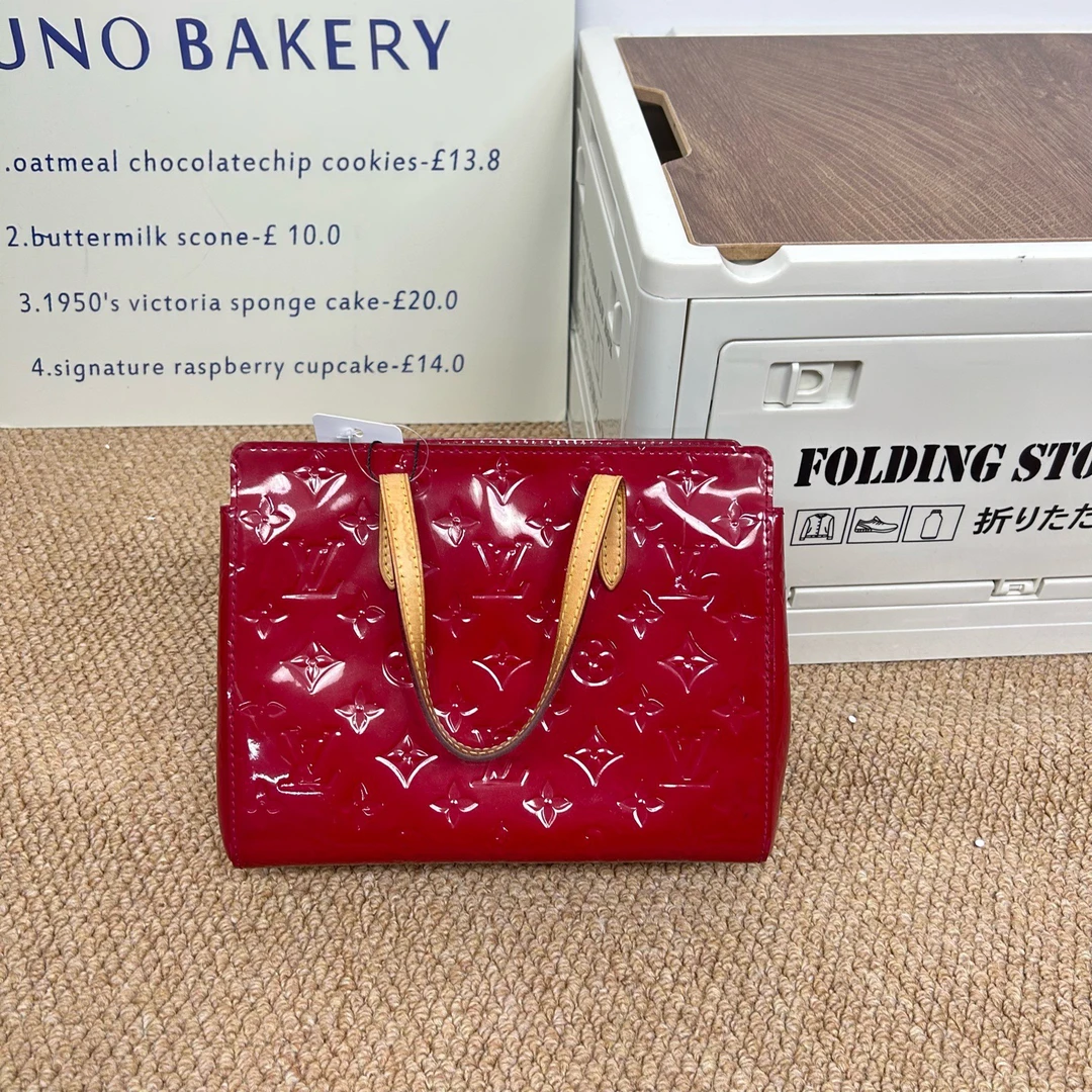 95新 LouisVuitton/路易威登 红色漆皮手提包 二手且曼