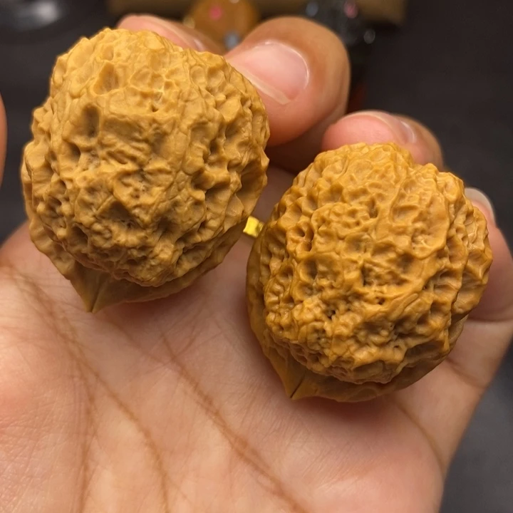 把件文玩核桃37尺铁狮子球