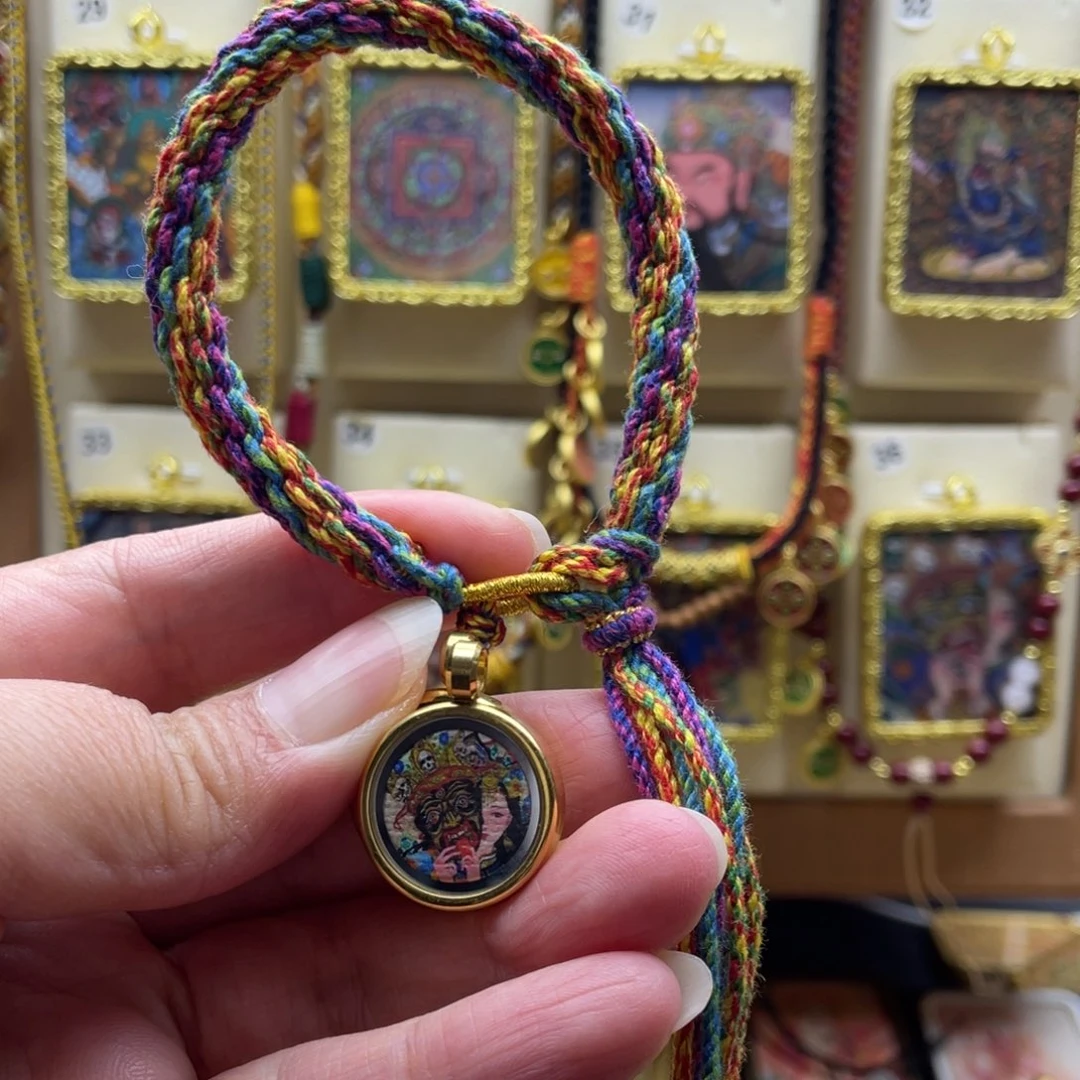 吊坠唐卡一步到位后又在