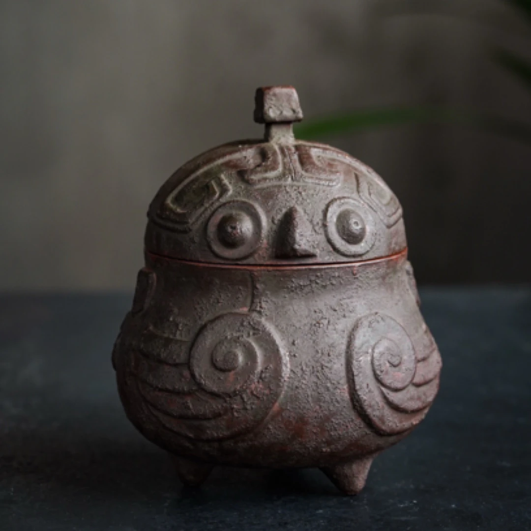 『鸮卣xiāo yöu•茶仓』    紫泥粉绿泥手制 口径8.5cm 高度14cm