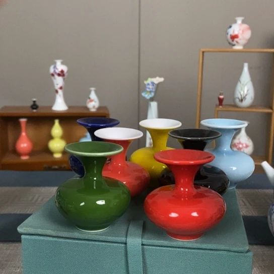 摆件景德镇瓷器博物研究基地