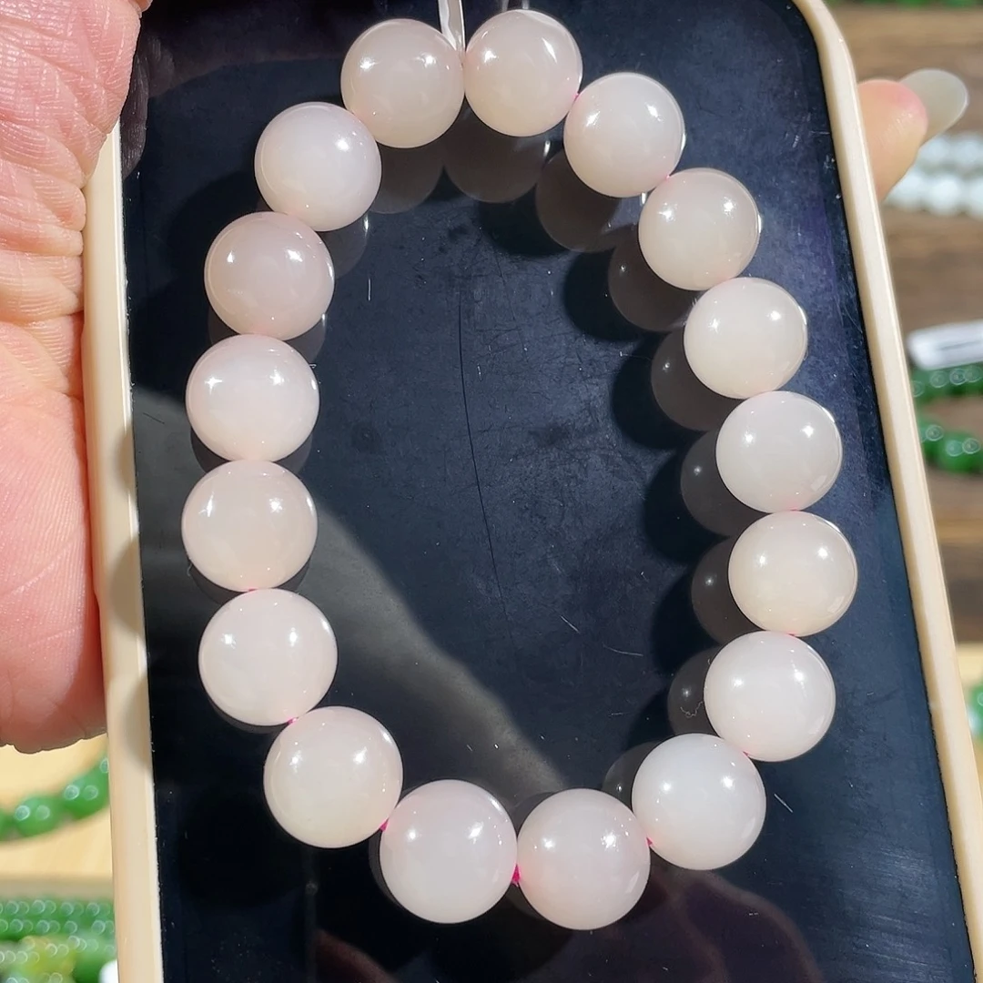 和田玉未镶嵌手串