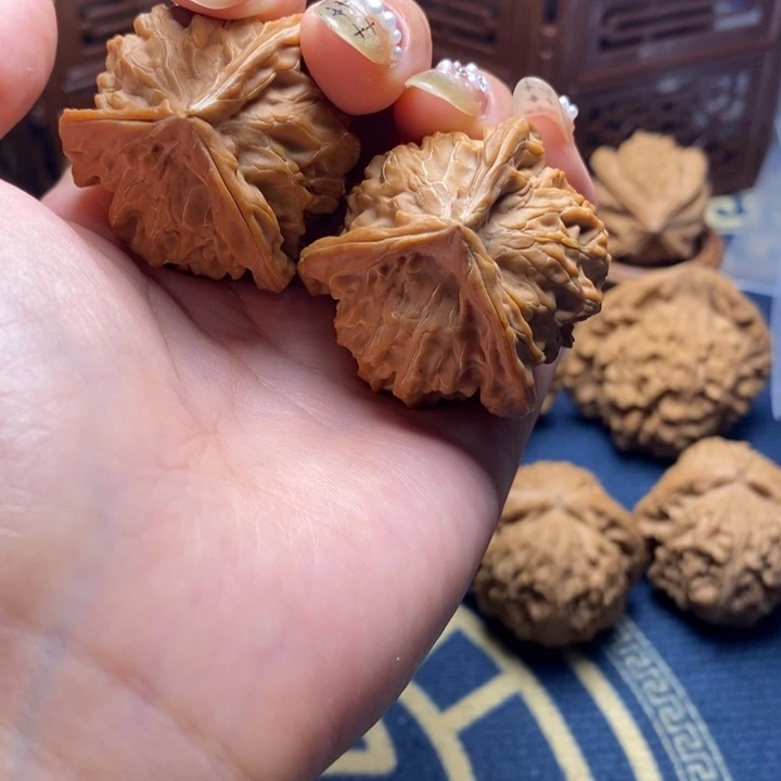 把件文玩核桃盘山三棱
