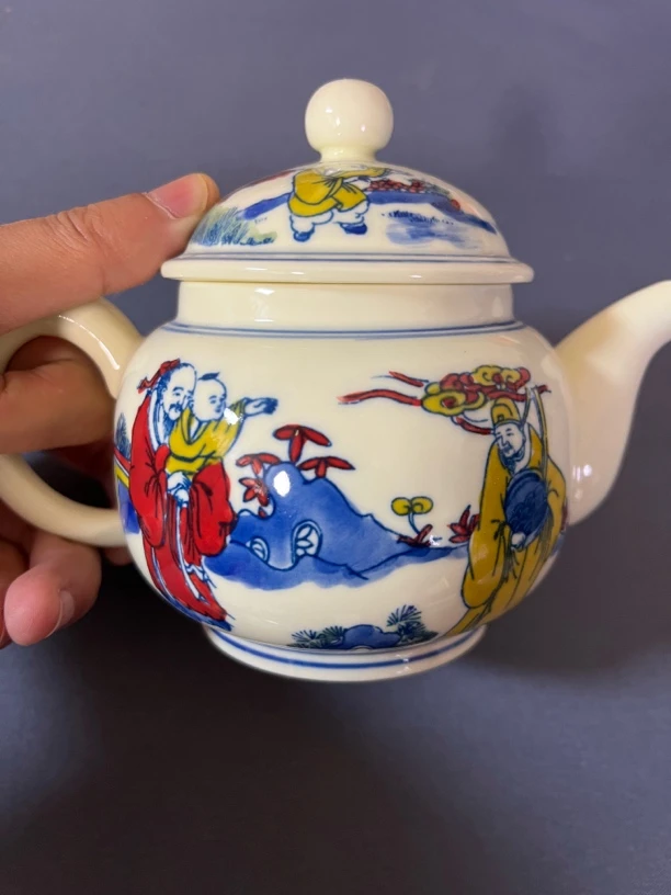 景德镇陶瓷黄稀土手绘福禄寿三星茶壶