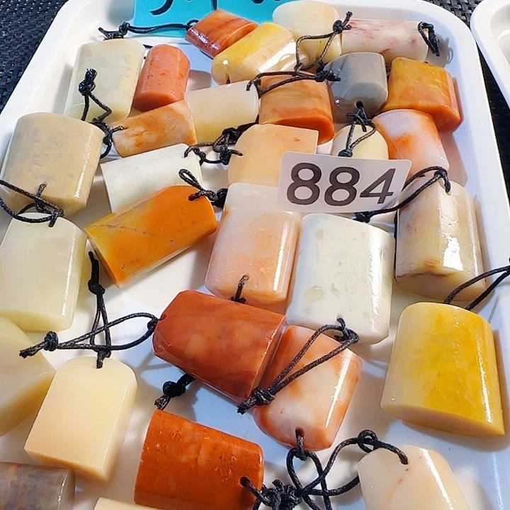 青田石印石老挝石椭圆随形印章30个88元，尺寸2-3多公分